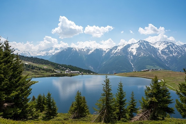 Discover the Beauty of Alpsee Lake, Germany